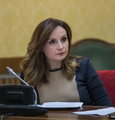'Qeveria përsëri dështoi me taksat dhe borxhin'