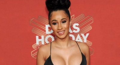 Cardi B publikon fotografinë "vetëm për të rritur", 100% e zhveshur