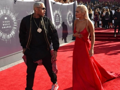 Rita Ora e lidhur me Chris Brown? Rita zbulon të vërtetën
