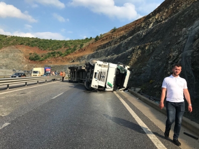 Aksidenti në "Rrugën e Kombit", identifikohet shoferi