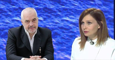Bredh me 'charter' luksoz dhe pastaj bën premtime si 7 vite më parë