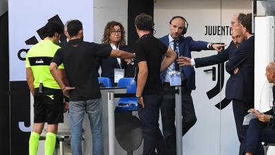 "Juventus po manipulon edhe sistemin VAR"