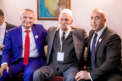 Video+Foto/ "Zoti bekoftë Shqipërinë, Kosovën dhe gjithë shqiptarinë"