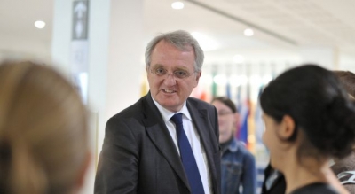 Kosovë/ Shpallet "Qytetar Nderi" Rainer Wieland, por pranon: Nuk ka anëtarësim për shtetet që kanë konflikt me fqinjët