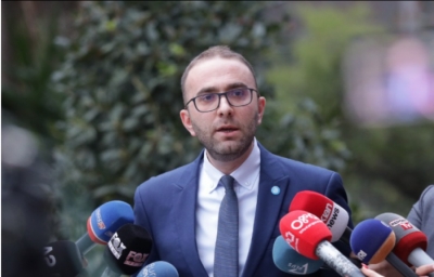 'Ambasadorë dhe diplomatë në takimet e Ramës'/ Kreu i GP të PD letër Begajt: Ndërhy për mos cënimin e rëndë të…