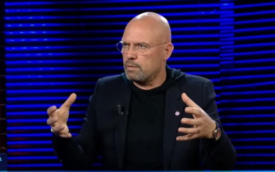 'Rama me një dorë u jep, me tjetrën ua merr shpirtin pensionistëve!'