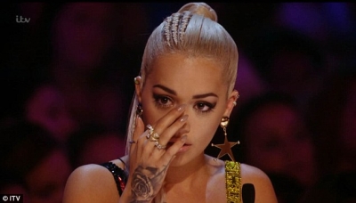Rita Ora merr pushimet dhe flet për sëmundjen: Po më shkatërron!