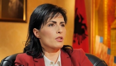 Po këtë Arta Markun kur do ta 'grabisin'?