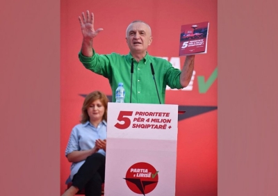 'Pensionistët, më të varfër se në 2013 kur ‘Rilindja’ erdhi në pushtet'/ Meta: PL do 2-fishojë pensionet