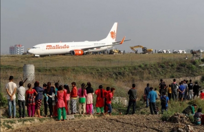 Malajzi, rrëshqet avioni me 139 njerëz