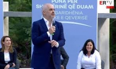 Llogaridhënia e kryeministrit, si rrobat e reja të mbretit