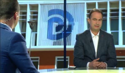 "Qeveria të largohet që konfrontimi të mos përshkallëzohet"