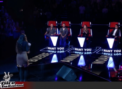 Vajza shqiptare mahnit me zërin e saj, jurinë e 'The Voice of Switzerland'