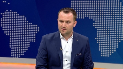 Supermarketi "Krimet e Renda", dhe menaxherja e shitjeve Donika Prela!