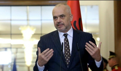 Gazetari ironizon Ramën, e pyet live si i thonë "kazanit" në gjermanisht