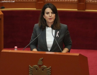 Spiropalizohet edhe Albana Koçiu, skandalin te Onkologjiku e quan 'çështje e famshme'