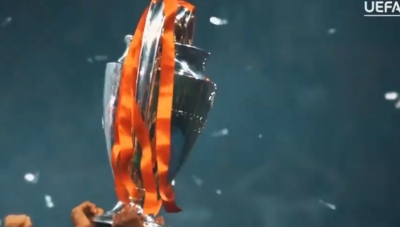 Ndiqeni Live/ Shorti i Champions, Sneijder ngjitet në skenë: Fillojnë të "dridhurat"
