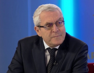 "Mos u tallni me popullin për baballarët shqiptarë të Kushtetutës!"