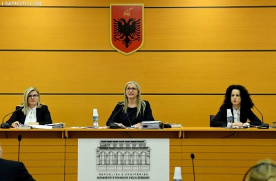 Vettingu, dërgon në "pension" një tjetër prokuror