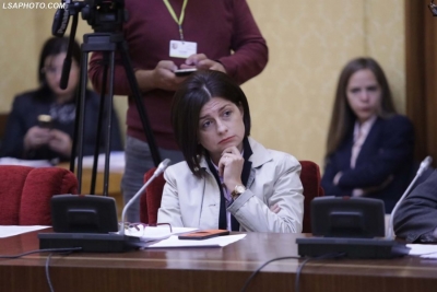 Kadiu: 30 mln €, sa i duhen Teatrit, vendi i humbi nga euroja e ‘zezë'